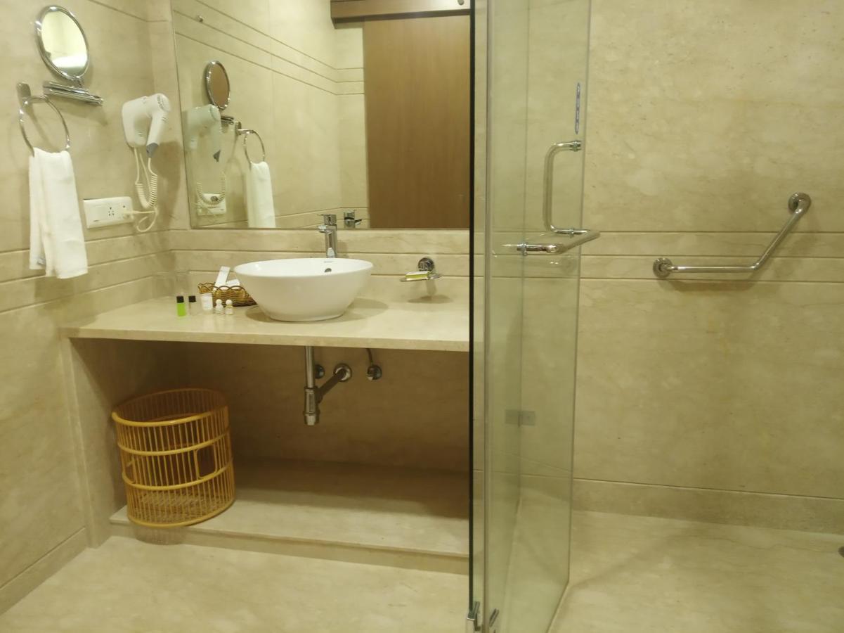 Kiscol Grands Hotel Coimbatore Esterno foto