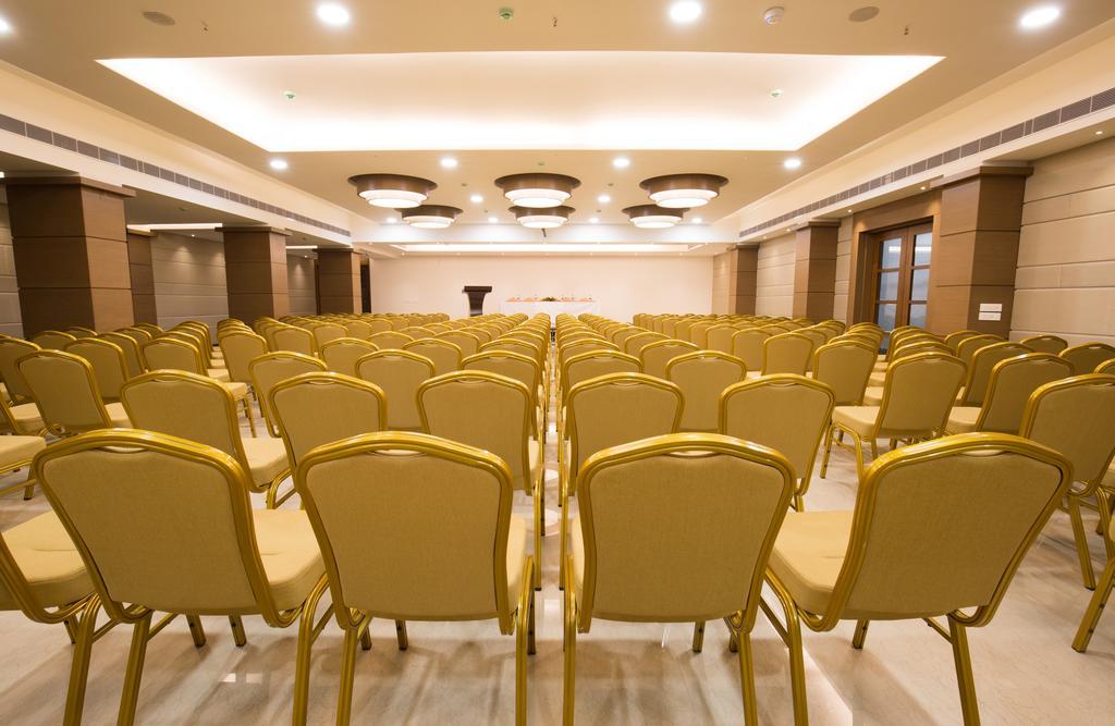 Kiscol Grands Hotel Coimbatore Esterno foto