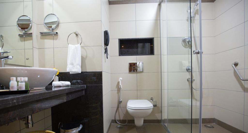 Kiscol Grands Hotel Coimbatore Esterno foto
